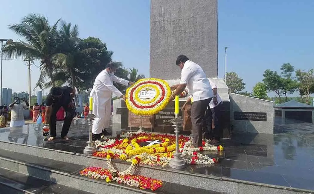 17th Tsunami Memorial Day; Tribute to fishermen in Nagai district!