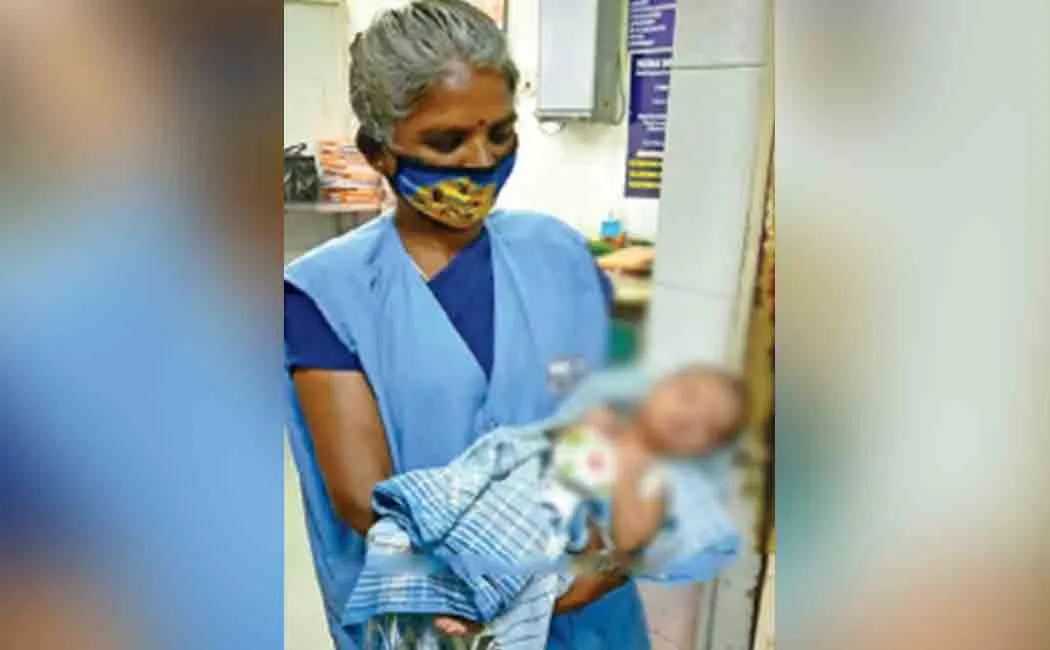 baby girl in the back of the government hospital!