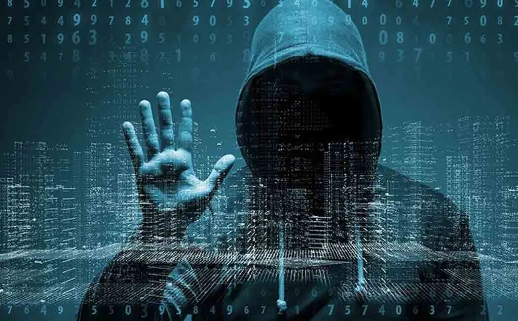 Hi-tech thief who asked for five rupees and raised sixty thousand!