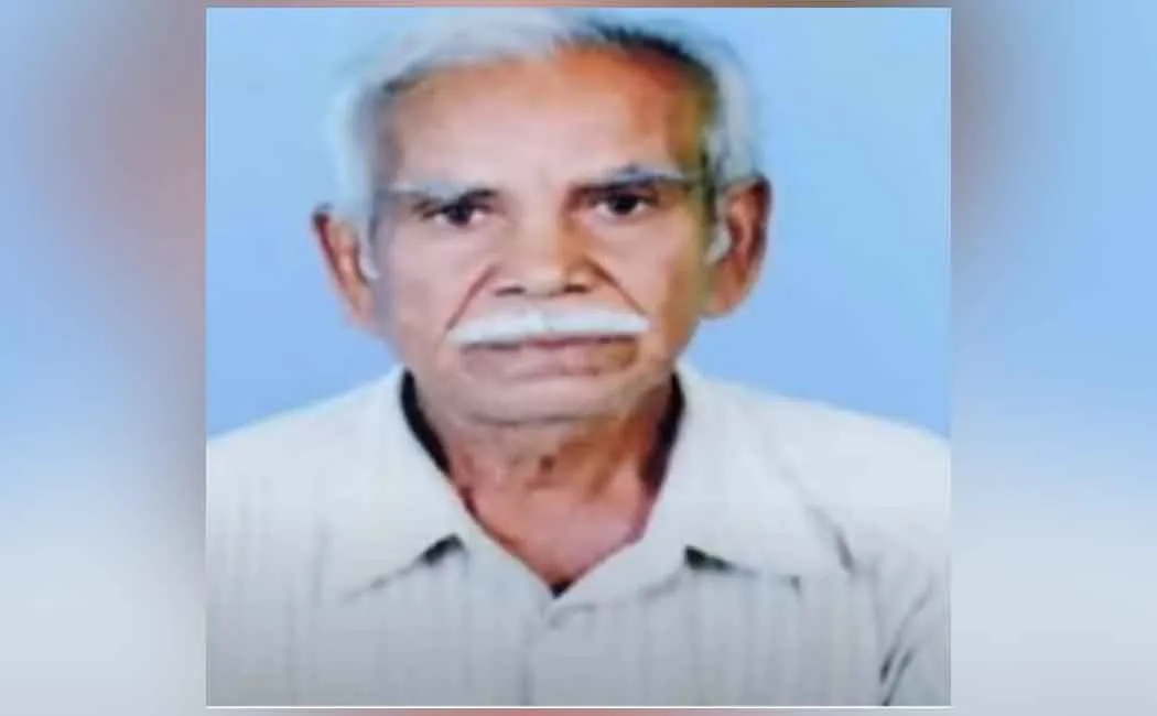Two boys caught in old man case!