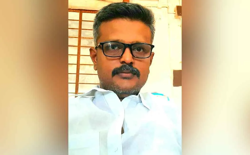 “The Basis for Reconstructing Indian History ..” - Tamil University Science Department Analyst Manikandan