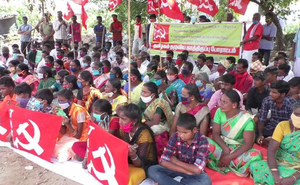 gopichettipalayam  people struggle by emphasizing various demands ...!