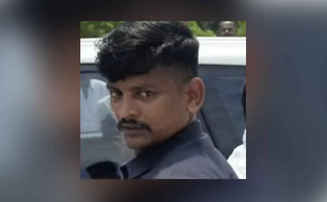 Chief minister security officer who hit the reporter has been transferred 