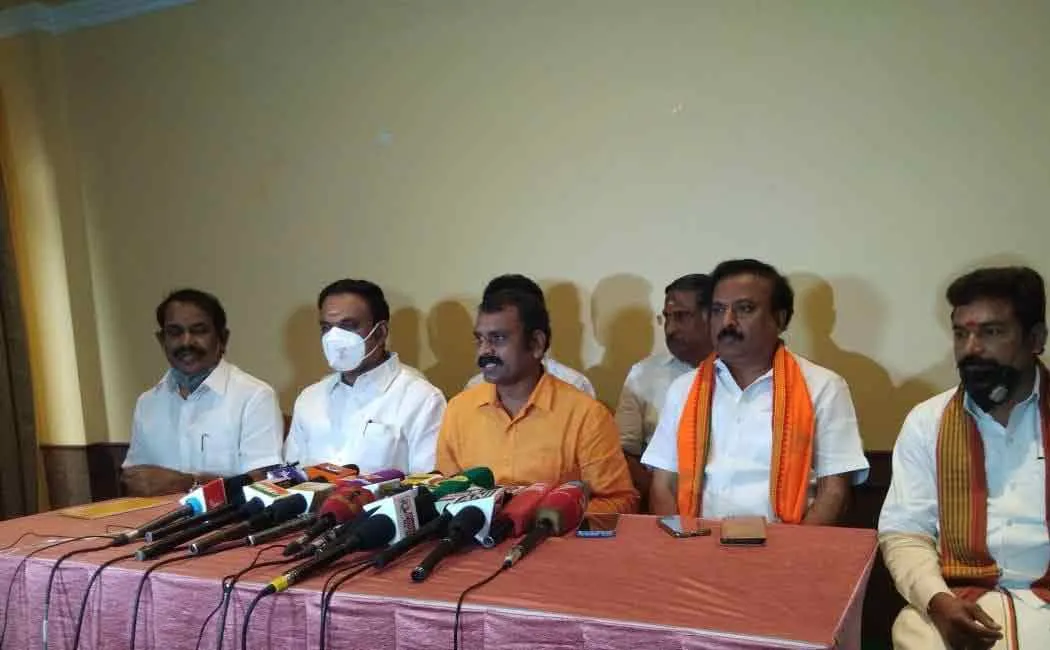 AIADMK - BJP National Leadership Announces Coalition - L Murugan
