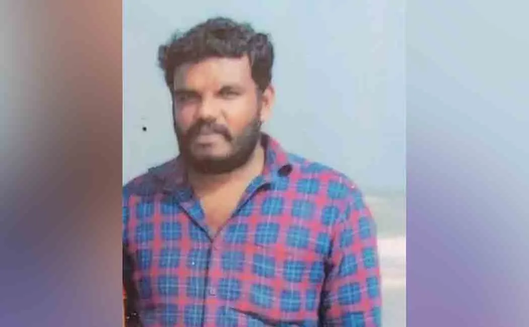 Wife passed away husband surrender in police station 