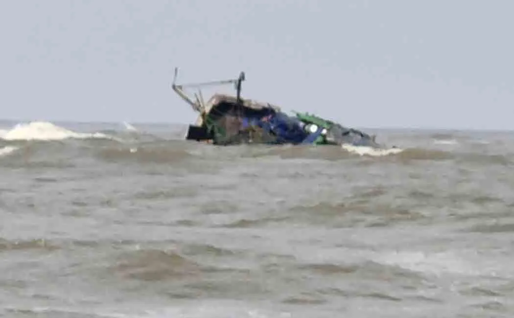 Tragedy happened to the fishermen when they returned after catching fish!