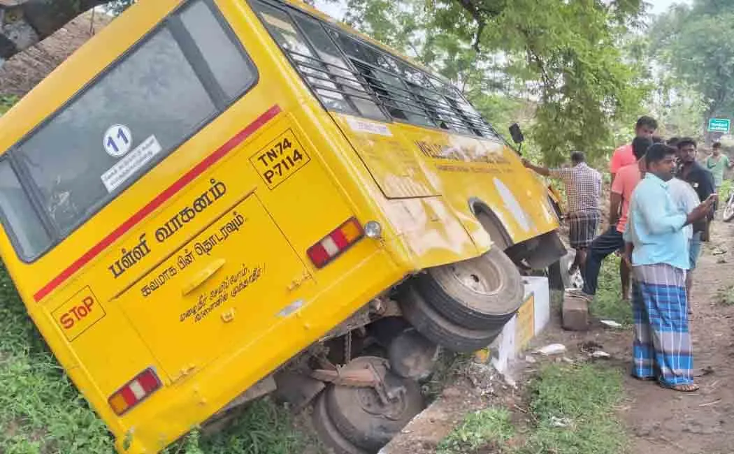 van accident near kallakurichi 