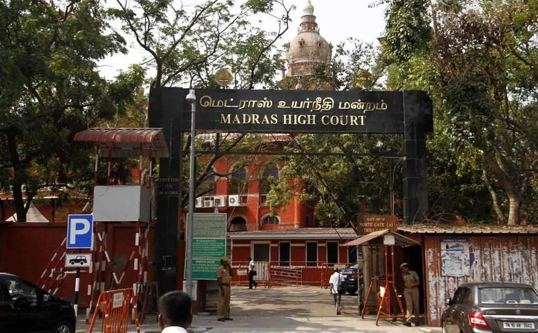 High court order on ADMK Case 