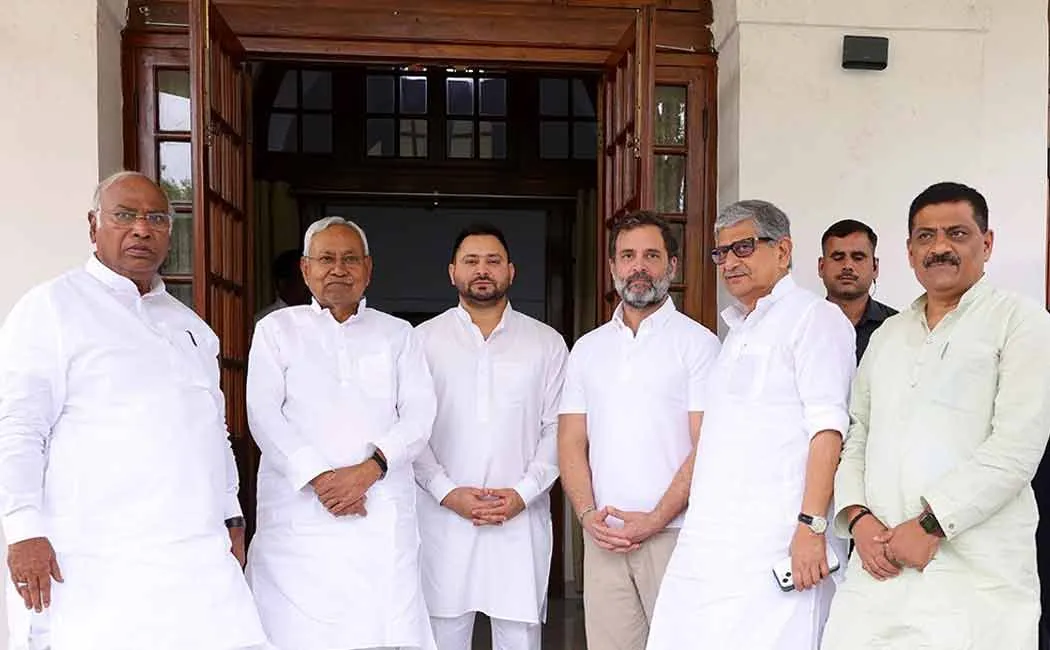 “A historic event..” - Rahul Gandhi