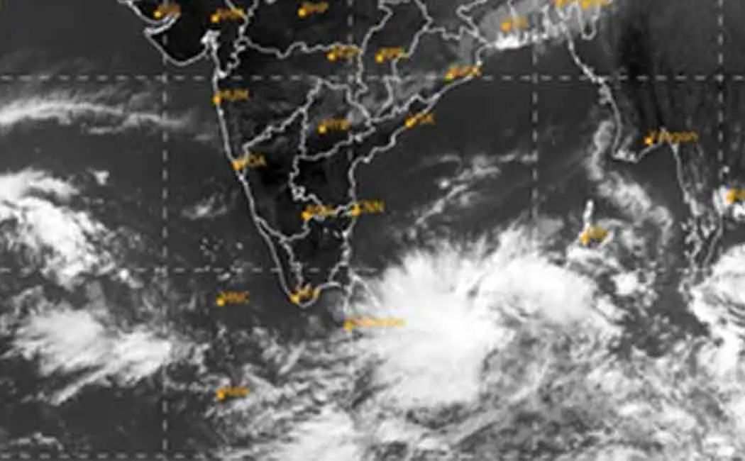 Is a low pressure area forming?