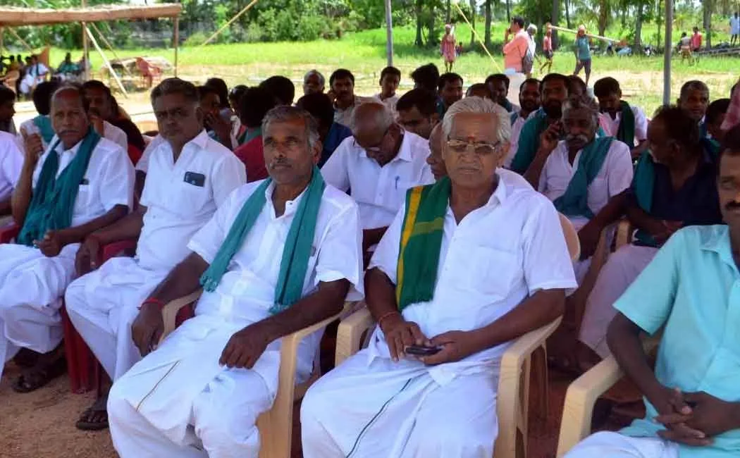 Erode farmers are on hunger struggle for the second day!