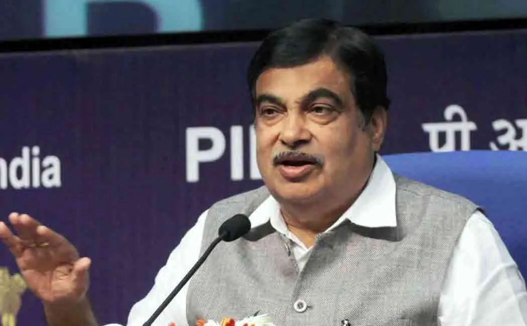 Person arrested from bengaluru who threaten minister 
