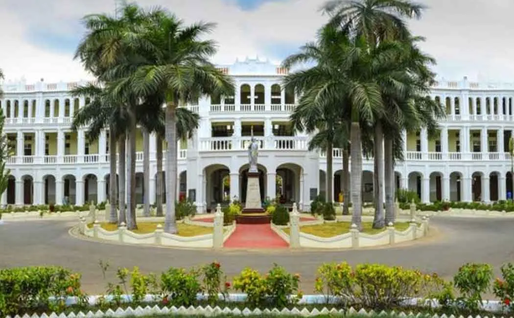 Loyola college AICUF people's song 
