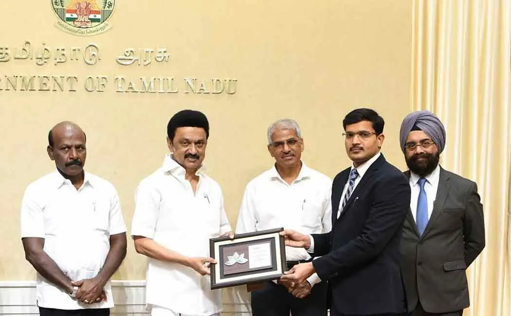  The Chief Minister praised IAS Govindaro