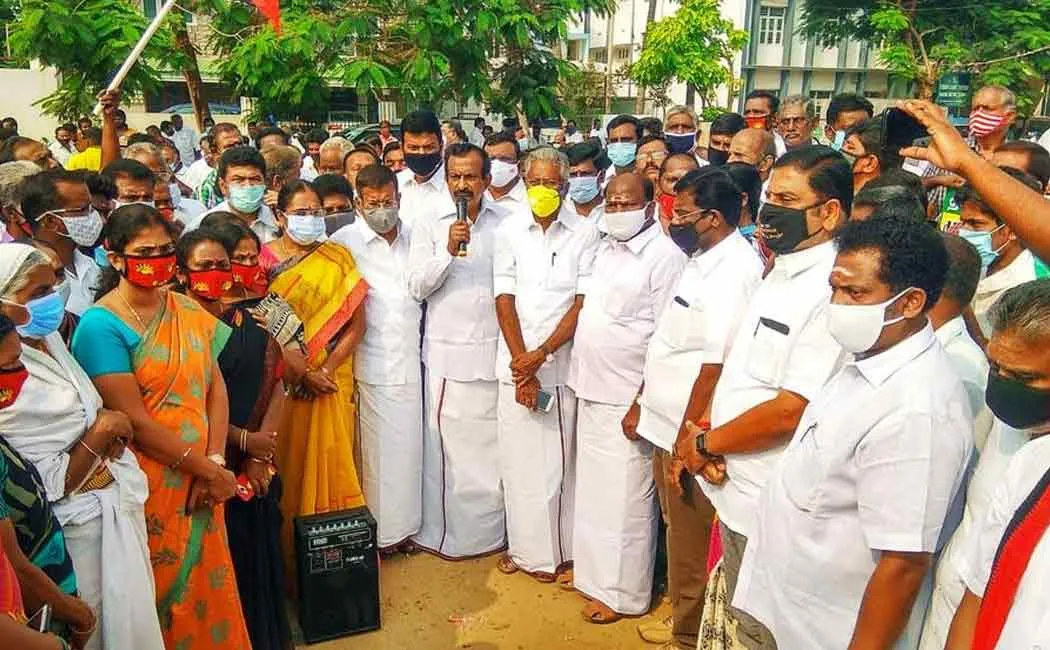 DMK muthusami spoke about admk 