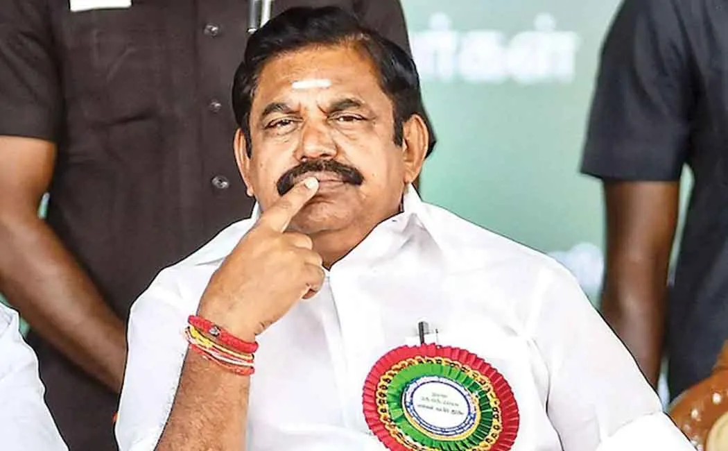 All journalists walk out from CM campaign 