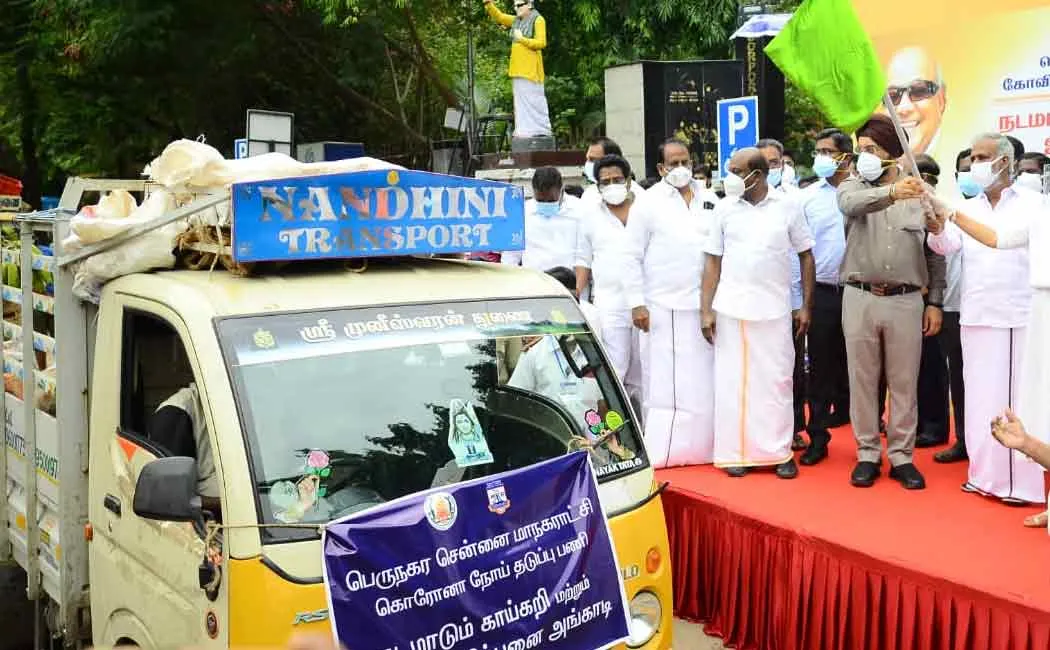  vegetable vehicle at salem in corona lockdown 