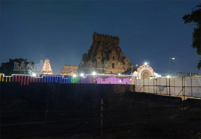 thanjai periya kovil temple festival peoples 
