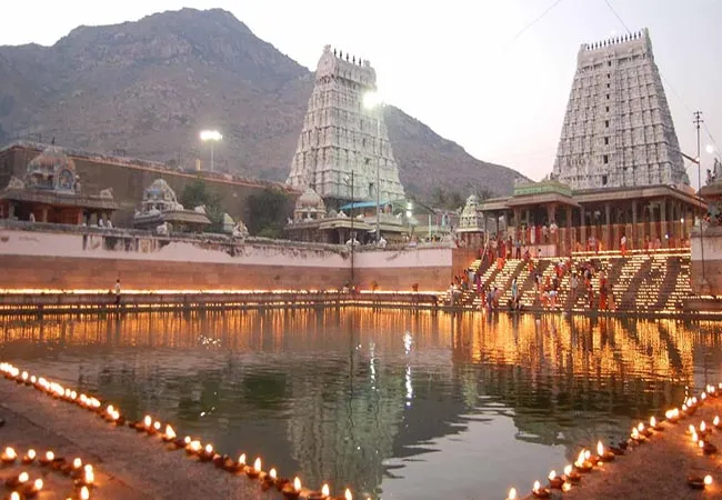 thiruvannamalai karthikai deepam festival govt officers, ministers, former chief minister 