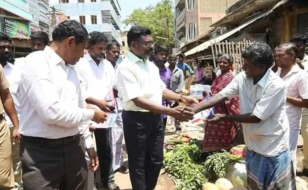 thol thirumavalavan met traders in chidambaram 
