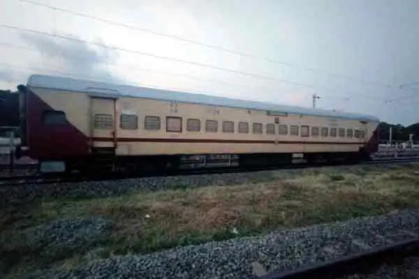 kollam chennai train sleeper coach incident