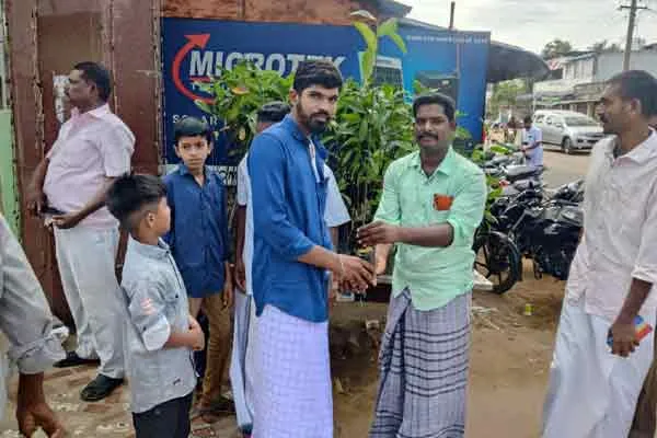 pudukkottai thanjavur ramzan celebration tree plant supply alumni school students