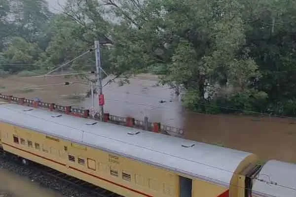 rain passengers issue Union minister review