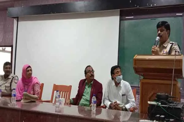 trichy city police commissioner advised to medical student in trichy 