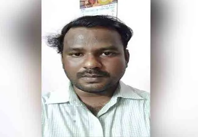 trichy district bank cashier wife and husband whatsapp social meida 