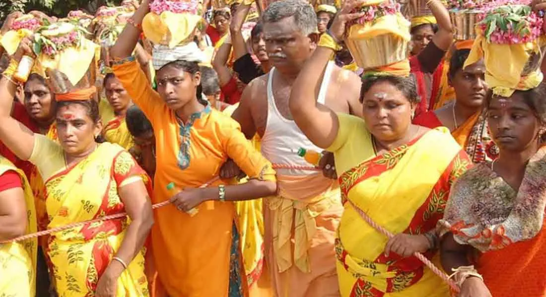 Women in yellow dress, singing milky procession ... !!