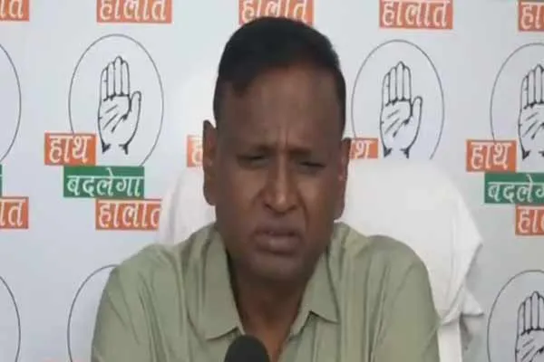 Congress MP Shashi Tharoor praises PM Modi and criticism from his own party