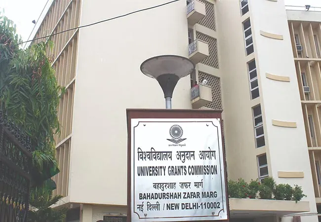 COLLEGE ADMISSION University Grants Commission INSTRUCTION 