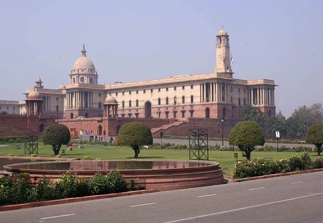 ministry of finace released fund for 14 states 