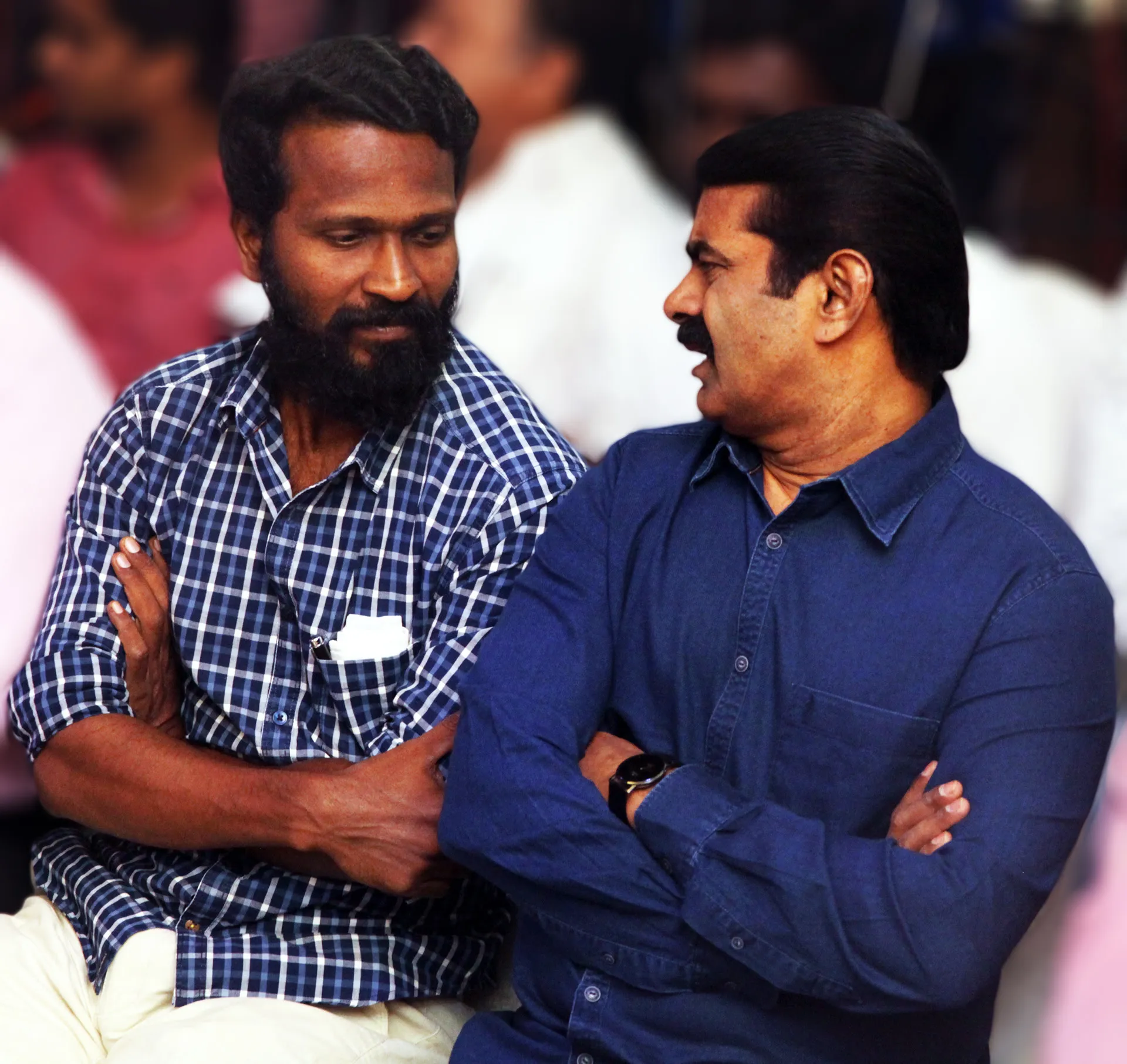  Seaman applauds for asuran movie!