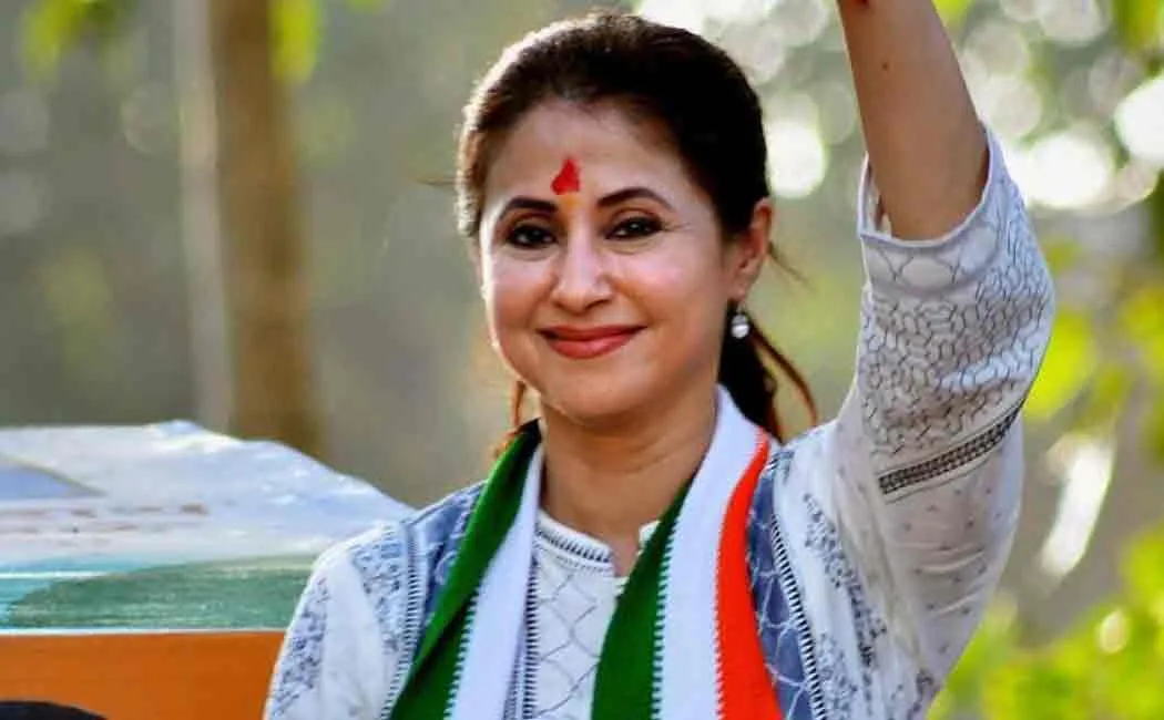 urmila matondkar resigns from congress party