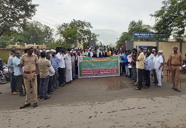 vellore urdu schools Closed peoples and teachers Struggle to defend