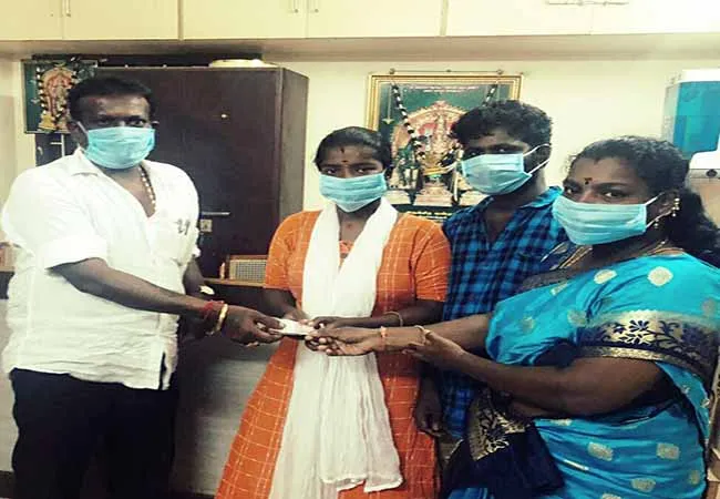 actor vijay fans association thiruchendur to chennai 
