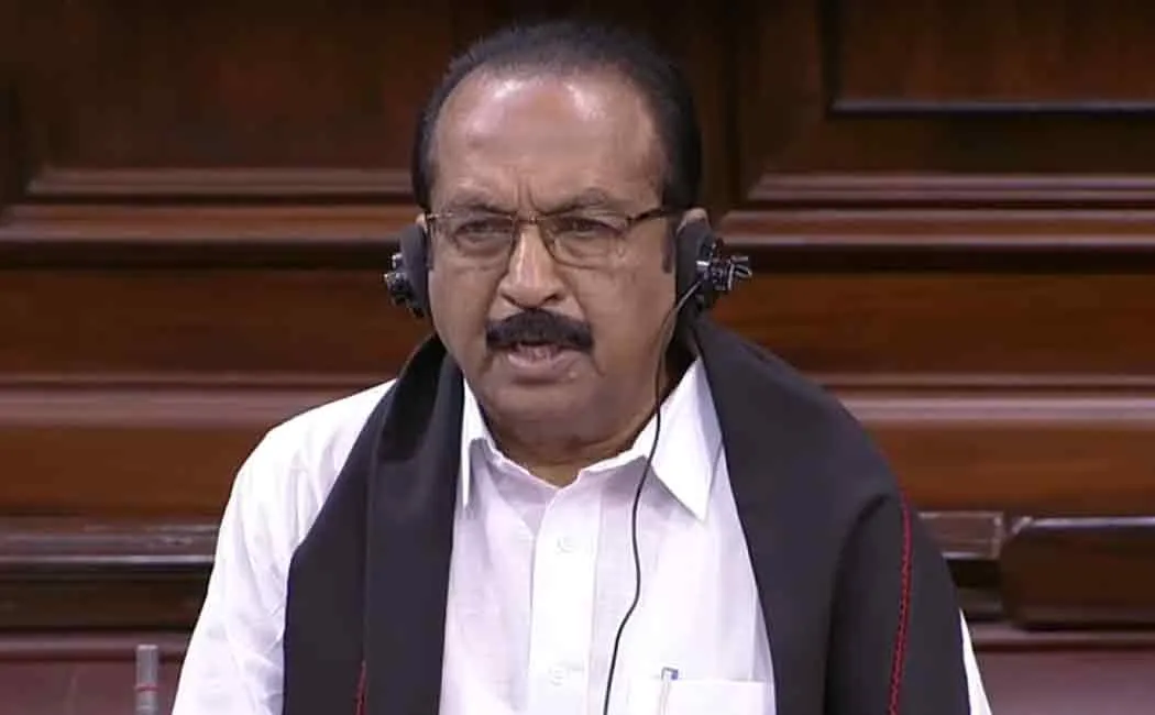 100 rupees for taking selfie with vaiko