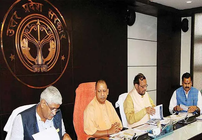 uttarpradesh cm yogi adityanath announced former pm vajbhai name medical university lucknow 