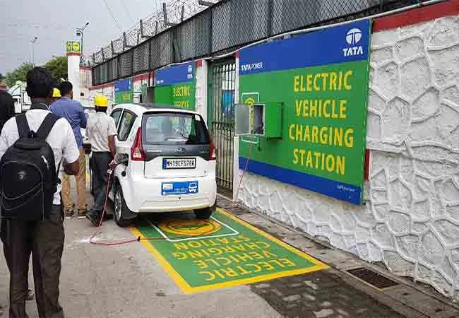 electric vehicles charging stations 