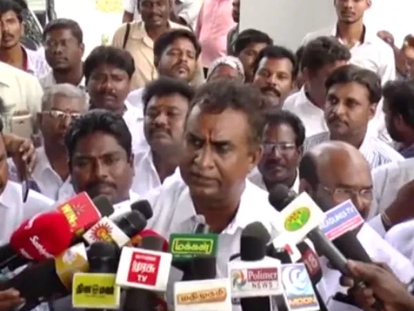 velumani