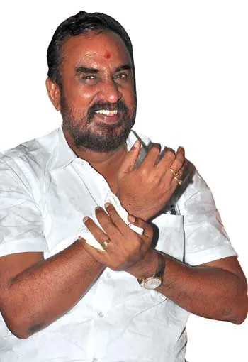 velumani
