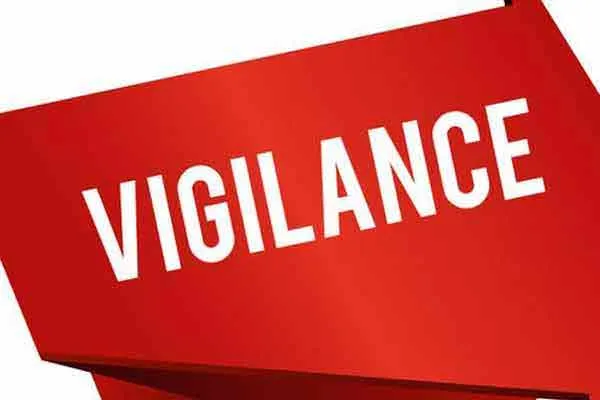 Anti-corruption police raid the home of the Assistant Director of Panchayats 