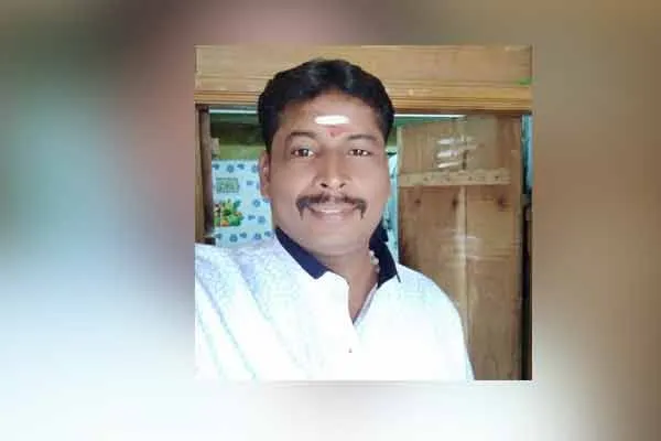 cuddalore district government hospital issue in village assistant involved 