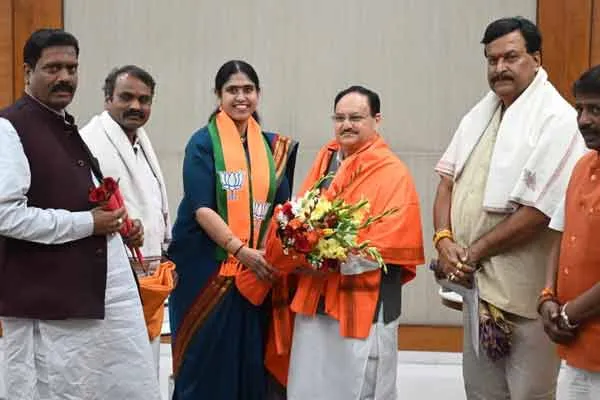 Vijayadharani meeting with BJP National President JP Natta
