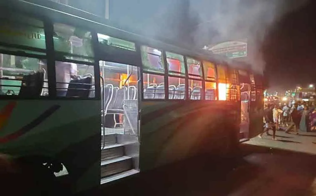 Relatives who smashed the bus and set it on fire