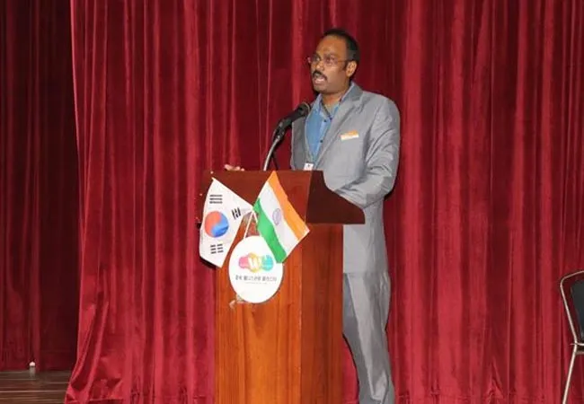 america chicago vivekananda korea tamil sangam