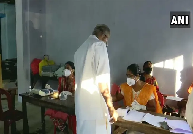 kerala state local body election first phase polls 