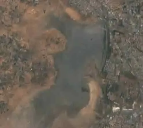 puzhal Lake at the peak of the drought... Shocking Satellite Photos !!