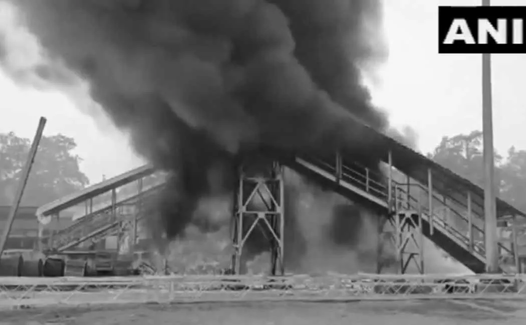 West Bengal Kulti Railway Station fire incident